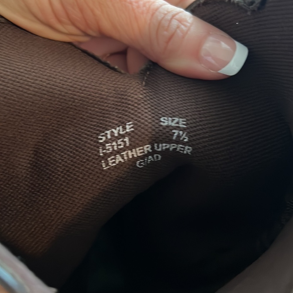 Pre-loved cowgirl boots. Size 7.5​​​​​​​​ - Picture 5 of 5